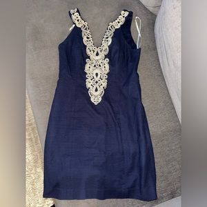 Lilly Pulitzer Shift Dress Navy with Gold Detail Size 2
